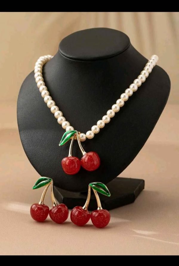 Set Elegante de Collar y Aretes con Colgante de Cereza Francesa Dulce - Image 3